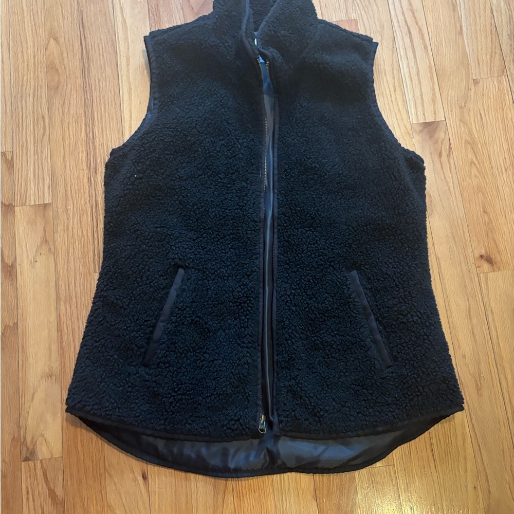 Old Navy Black Fleece Vest
